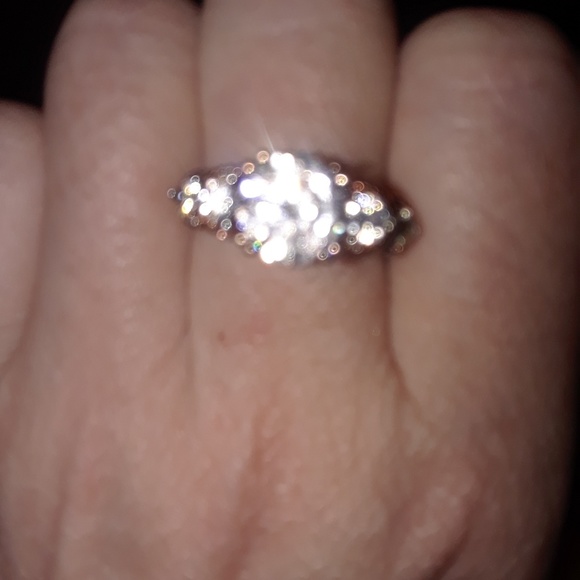 BELLA LUCA ROSE GOLD RING - Picture 6 of 8